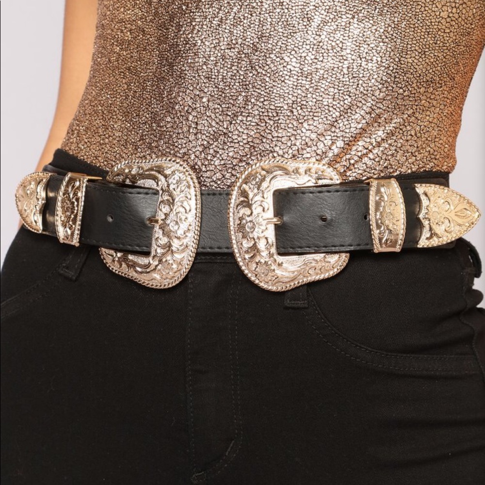 Fashionnova Miss Your Touch Belt